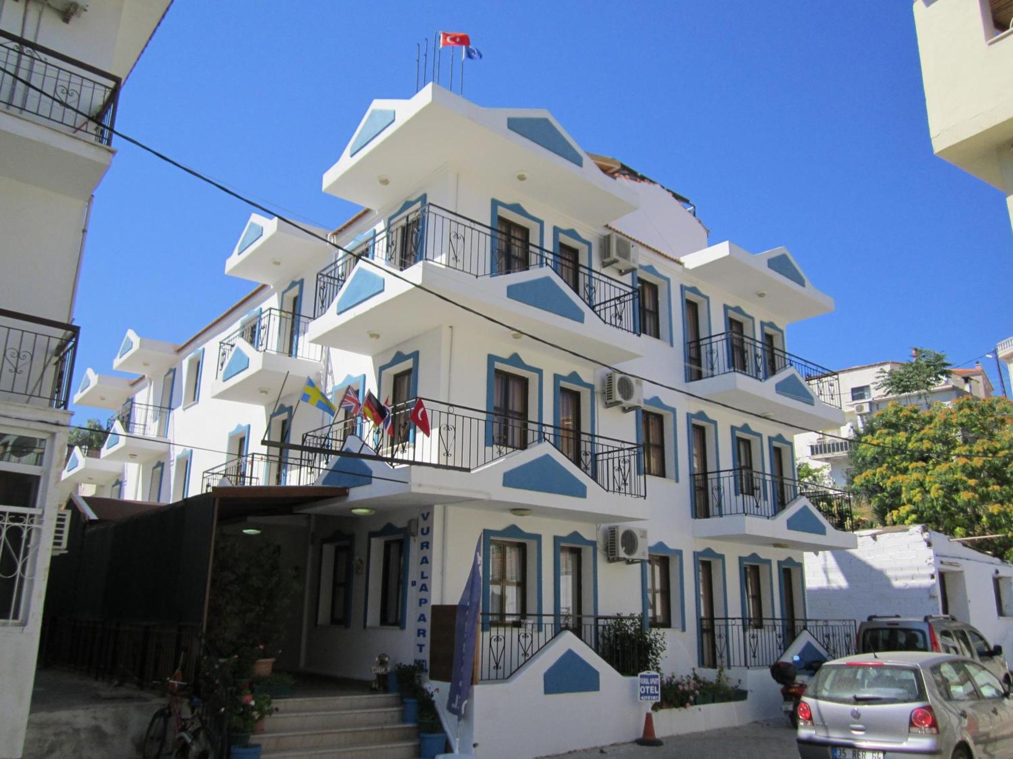Cesme Vural Apart Hotel エクステリア 写真